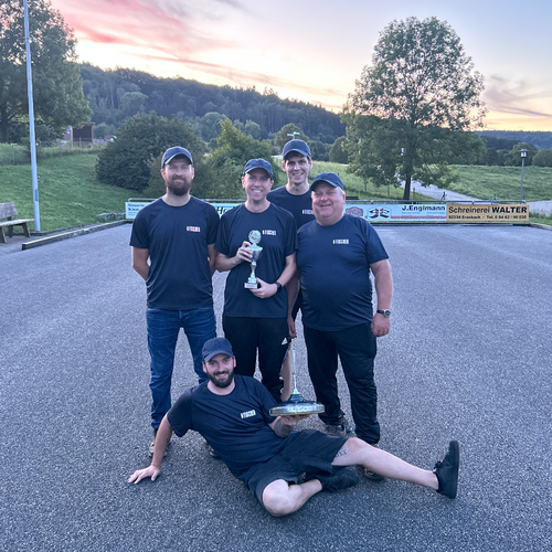 FISCHER Team beim Stockschiessen