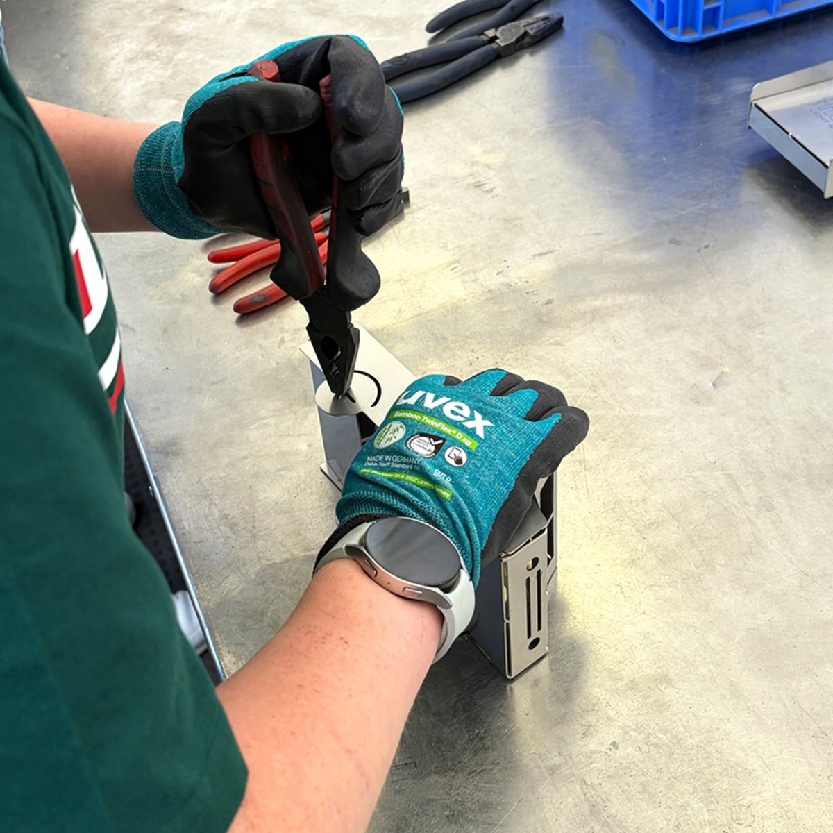 Praktische Arbeit mit Metall