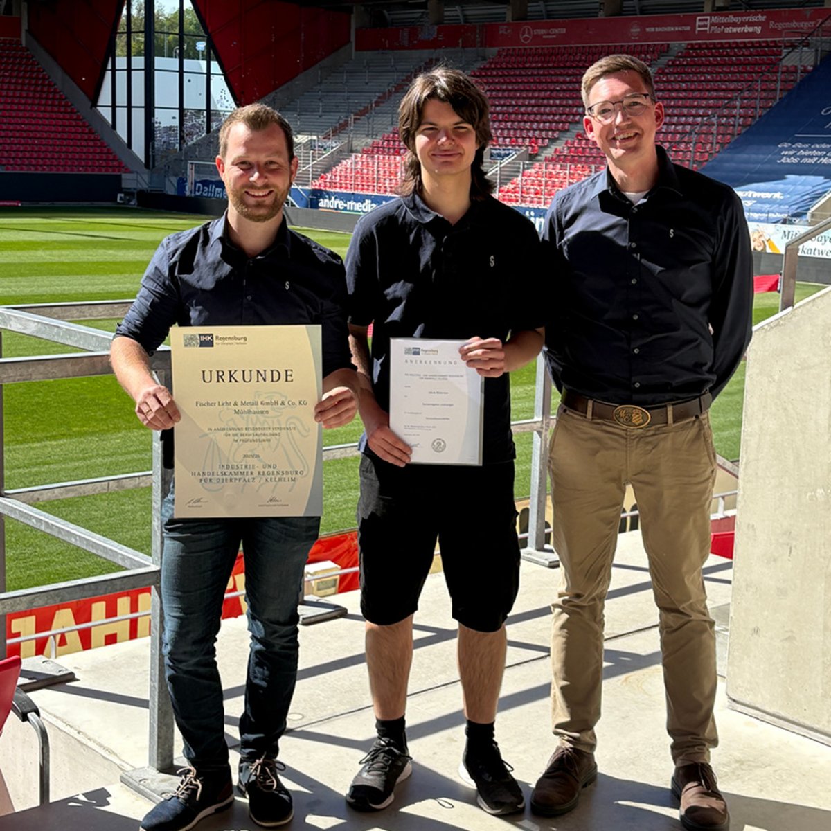 Ehrung FISCHER Auszubildender